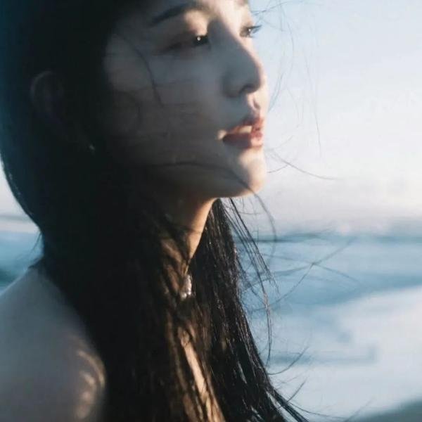 饥饿的狮子